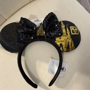 Disney Black and Gold Sequin Minnie Ears Headband new with tag 2024